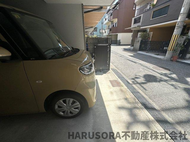 東大阪市川田1丁目　3階建の前面道路含む現地写真
