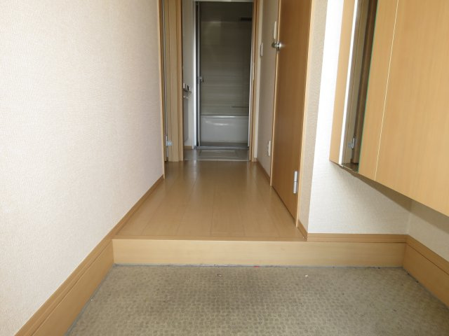 リバーパーク神明Cの玄関