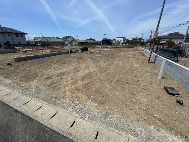 新築　前橋市堀之下町第1　クレイドルガーデン　2号棟の駐車場|現地写真　駐車スペースは並列3台分可能です！
