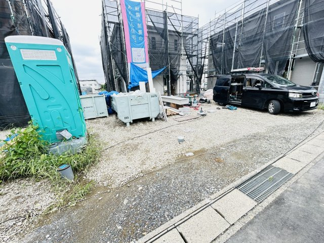 新築　前橋市堀之下町第1　クレイドルガーデン　2号棟の駐車場|現地写真　駐車スペースは並列3台分可能です！
