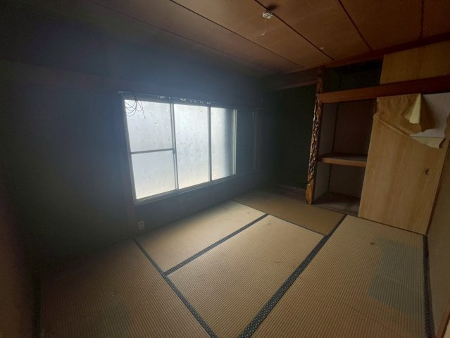 寝屋川市木田元宮2丁目の和室