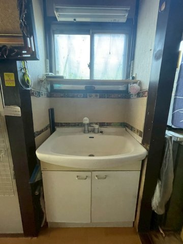 寝屋川市木田元宮2丁目の独立洗面台