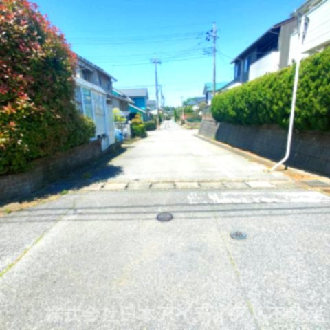 中古戸建　野田市三ツ堀の前面道路含む現地写真