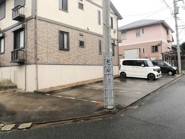 ラル フェリスの駐車場|敷地内駐車場