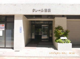 【エントランス】 | 清廉とされたエントランスになっています。