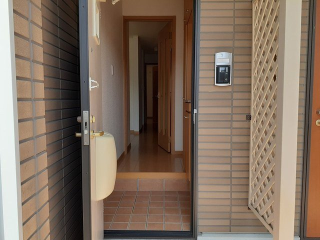 ソフテイル　Ａの玄関|落ち着いた玄関です