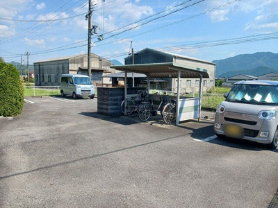 【駐車場】 | ベェル　ヴェル