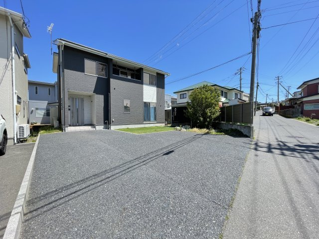 八戸市大字鮫町字居合の駐車場