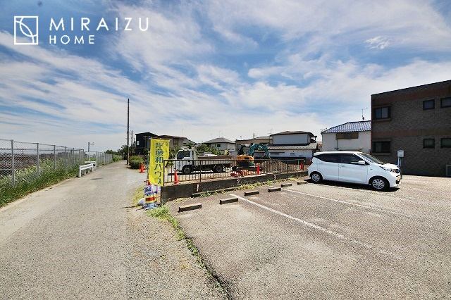 【前面道路含む現地写真】 | 平日・休日問わず、いつでもご見学が出来ます♪☆実際に見て、触れて感じる安心のお住まい探しを体験して下さい♪☆物件情報だけでなく、地域の特色などなどエリア情報もお伝え出来たら嬉しいです♪