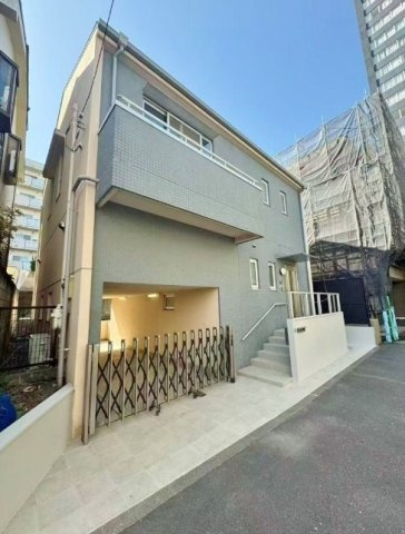 豊島区上池袋1丁目の前面道路含む現地写真|前面道路はお車の往来が少なく安心の立地
暮らしやすく便利な好立地です