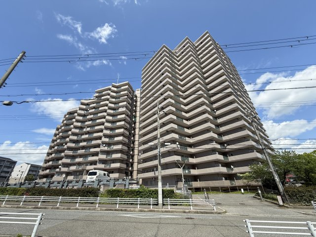 ネクステージ西神中央C棟