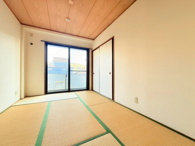 エクレール衣掛の子供部屋
