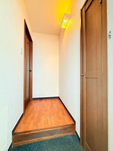 エクレール衣掛の玄関