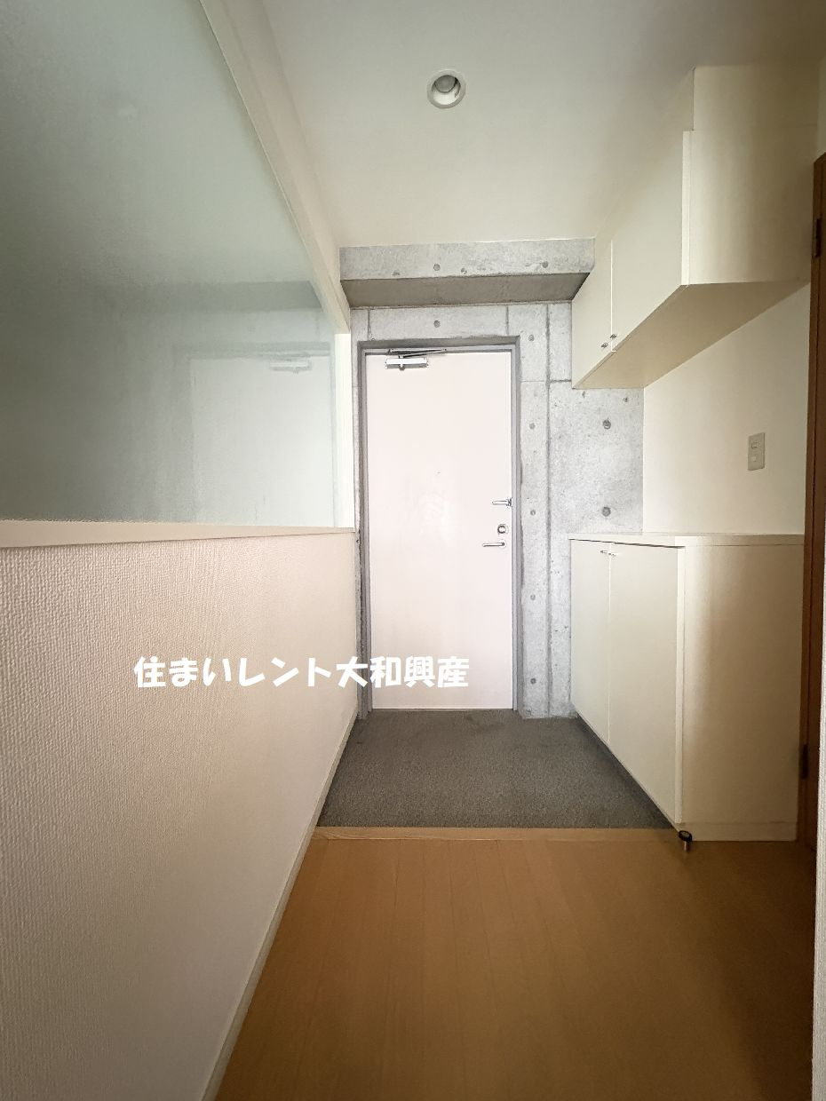 OZ-COURTの玄関