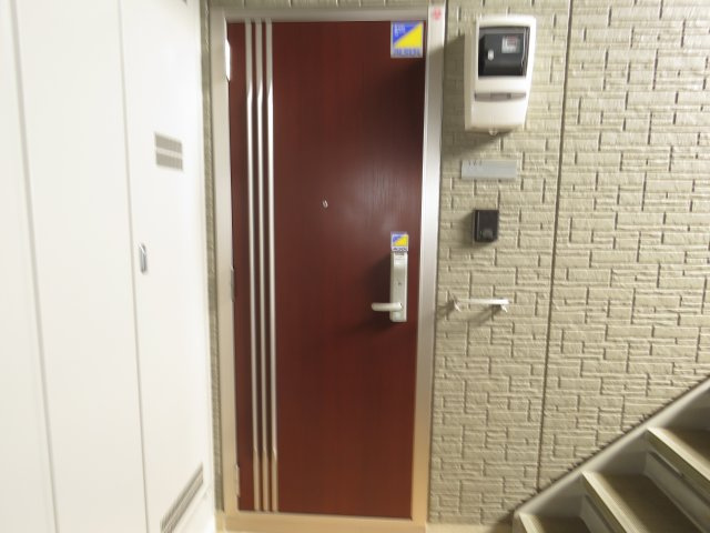 アミティエIの玄関