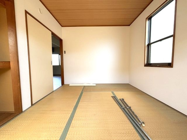 シャトードイワネJ号館の和室