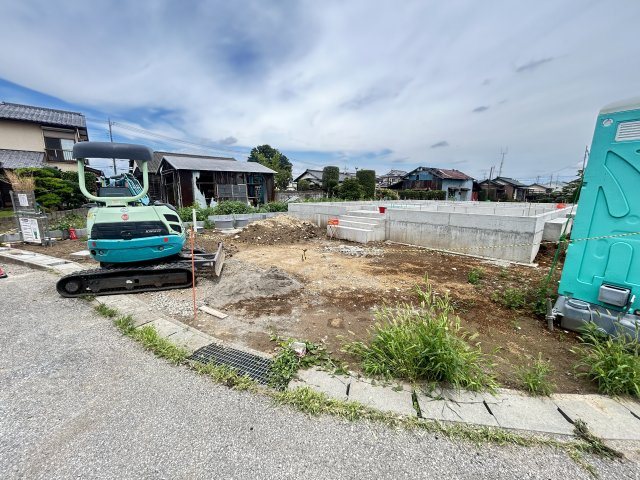 新築　伊勢崎市田中町第2　クレイドルガーデン　1号棟のその他|現地写真　駐車スペースは並列3台分可能です！

