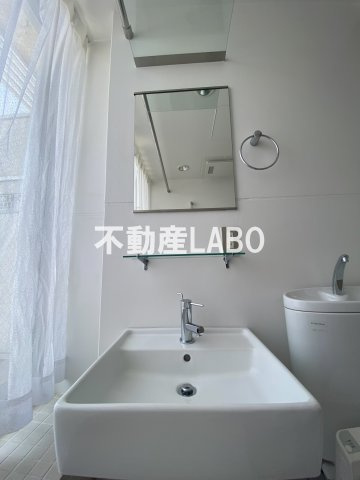 U residence 弁天町の洗面所