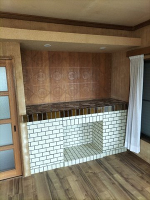 【内装】 | 安岡寺町５丁目貸家 | 飾り棚　２Ｆ洋室　南側