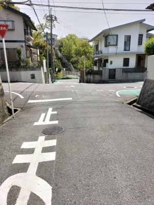 【周辺】 | 安岡寺町５丁目貸家 | 前面道路