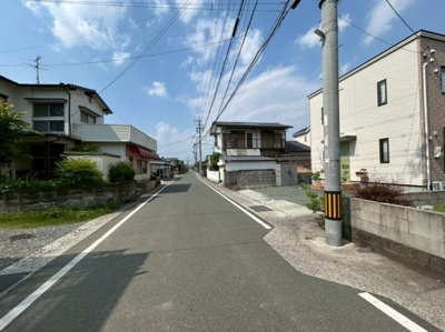 【前面道路含む現地写真】 | 熊本市南区良町3丁目2期2号棟