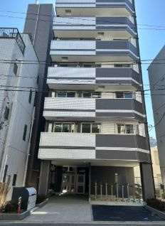 ルミエール東日暮里の外観