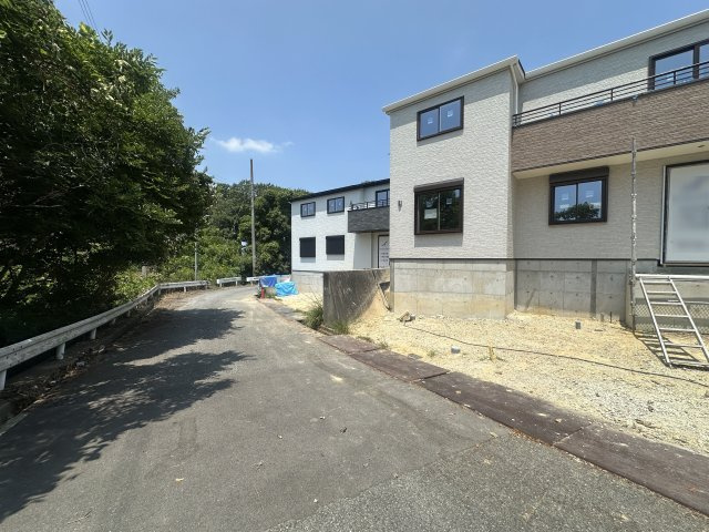 神戸市西区美穂が丘４丁目新築戸建17号地の前面道路含む現地写真|2026年07月25日撮影