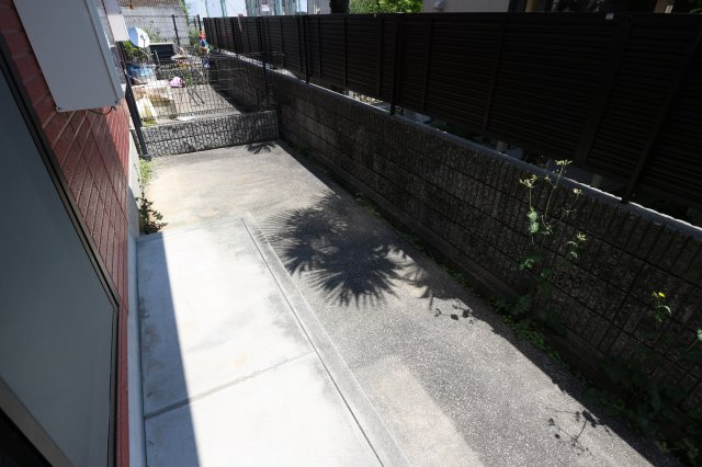 オーク東須磨のバルコニー