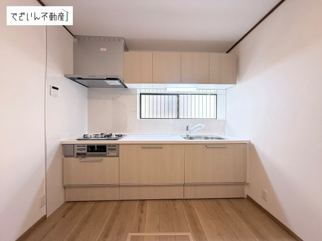 【キッチン】 | 上里町七本木　中古住宅   | 現地(2026年9月撮影)