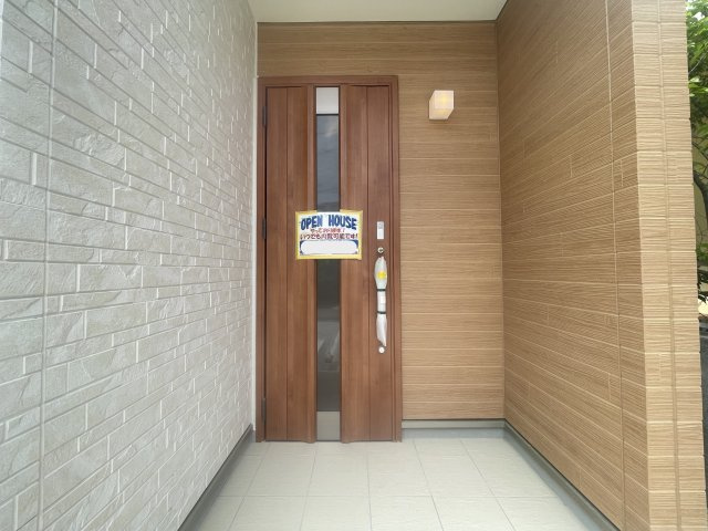 糸満市喜屋武（全2棟）の居間・リビング|※同仕様写真です