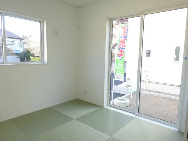 クレイドルガーデン前橋市堀之下町第１　2号棟の和室|落ち着いた雰囲気の4.5帖和室付きです