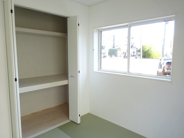 クレイドルガーデン前橋市堀之下町第１　2号棟の収納|和室にも十分な収納スペースがあります