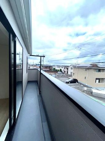 【新築】鶴ヶ島市中新田第6 全1棟のバルコニー