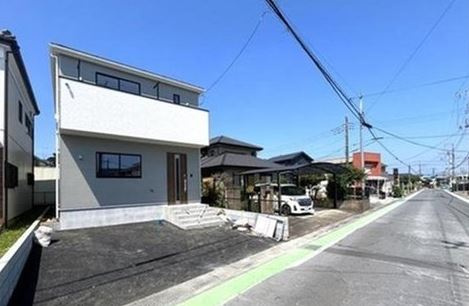 【新築】鶴ヶ島市中新田第6 全1棟の前面道路含む現地写真