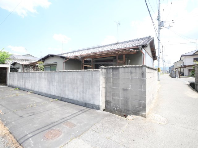 中田正宏貸家の外観