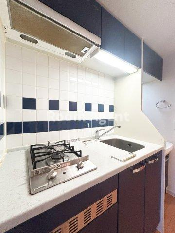 プレサンス名古屋駅前アクシスのキッチン