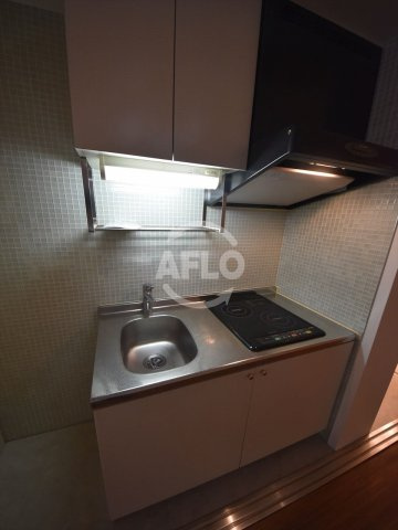アーバンフラッツ瓦町のキッチン|アーバンフラッツ瓦町　2口ガスシステムキッチン