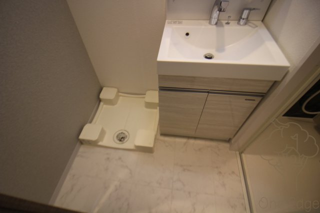 S-RESIDENCE三国WESTの独立洗面台