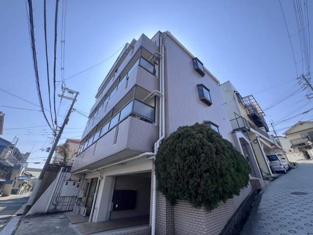 サンコール鈴蘭台の外観