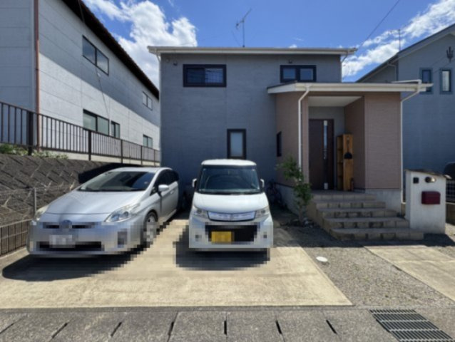 真岡市エリア♪大型LDKの綺麗な戸建♪の駐車場|駐車スペースもあります
