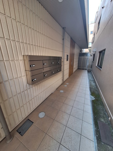 MAISON　ISHIHARAのロビー|エントランスアプローチ