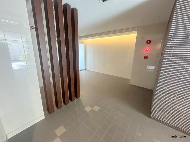 ALIVIO新町　仲介手数料無料のロビー