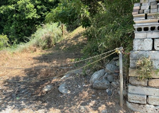 【外観】 | 家を建てる前提で土地を探している場合、地盤の丈夫さは譲れない条件の一つです。地盤が脆弱だと追加工事が必要となります。また、過去に地盤沈下や液状化現象を起こした土地は、できるだけ避けた方がいいでしょう。