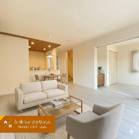 東鳴尾町2丁目の居間・リビング|家具設置AIイメージ図です