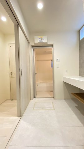 東鳴尾町2丁目の脱衣所