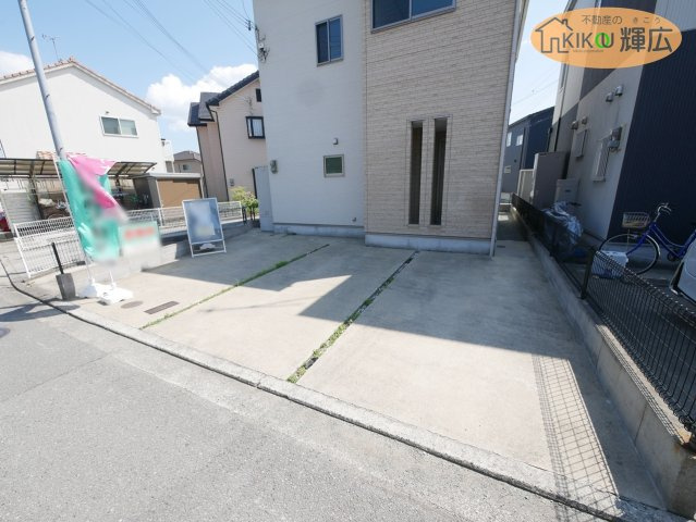姫路市別所町別所　中古戸建の駐車場