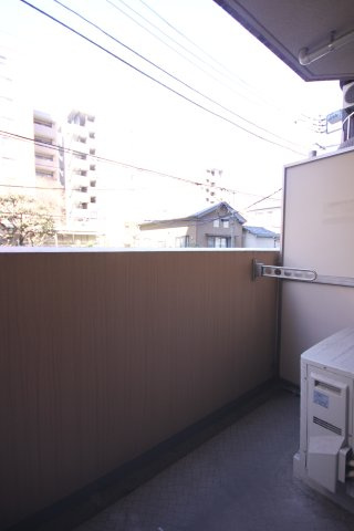 【バルコニー】