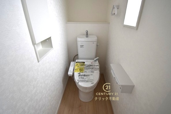 Cradlegarden　 水戸市平須町　第8　2のトイレ|１階と２階、２ヶ所に清潔なトイレ。お掃除しやすいシンプルなデザイン。
毎日使う空間と機能だから、いつまでも清潔なスペースであってほしいのがトイレです。