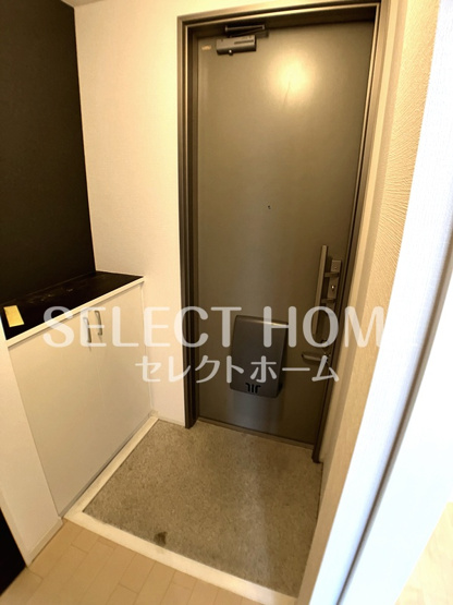 【玄関】 | カランドリエ | 毎日通る玄関はこちらです