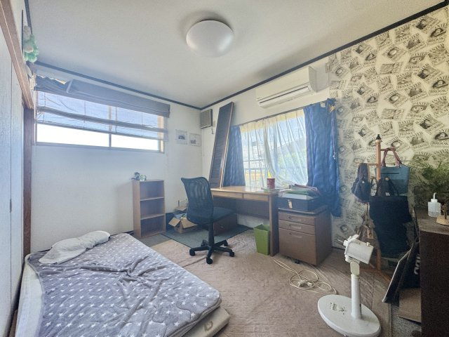 結城市結城中古戸建の洋室